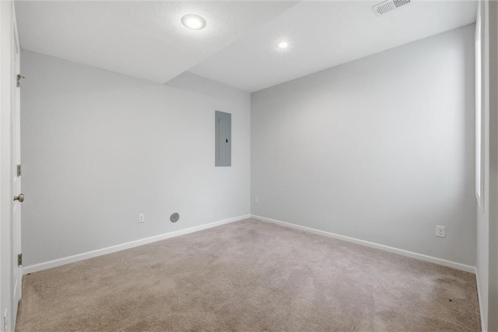 8278 Primrose Street — photo 37