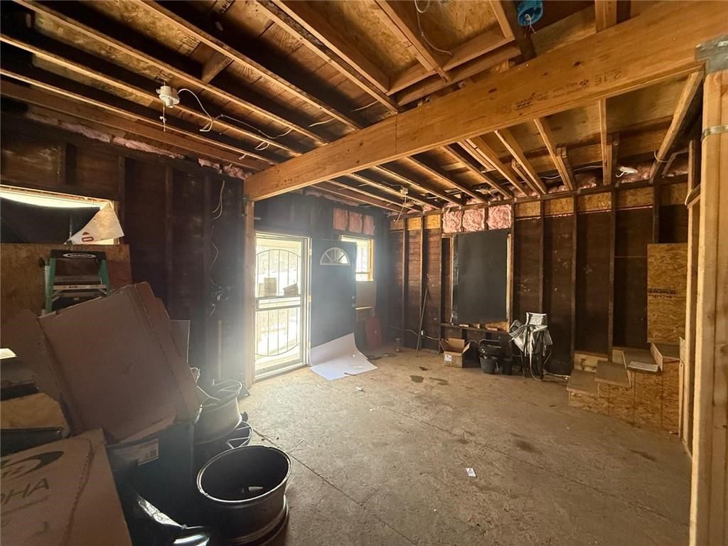 2210 Cleveland Avenue — photo 3