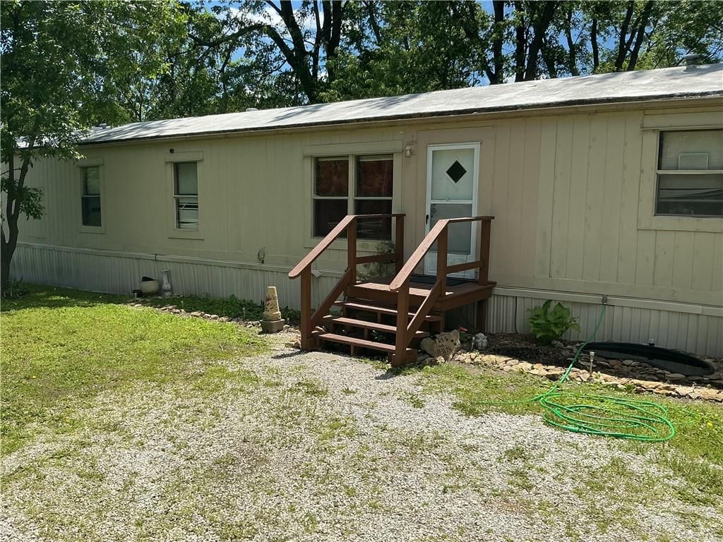 521 Hoover Street — photo 19