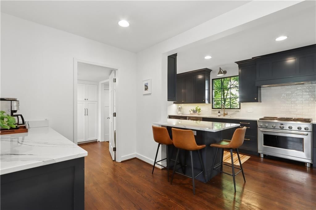 6920 Edgevale Road — photo 3