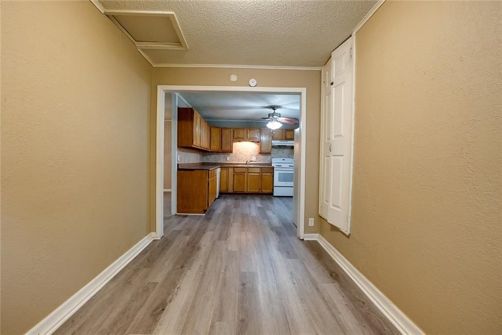 6306 E 152nd Street — photo 11