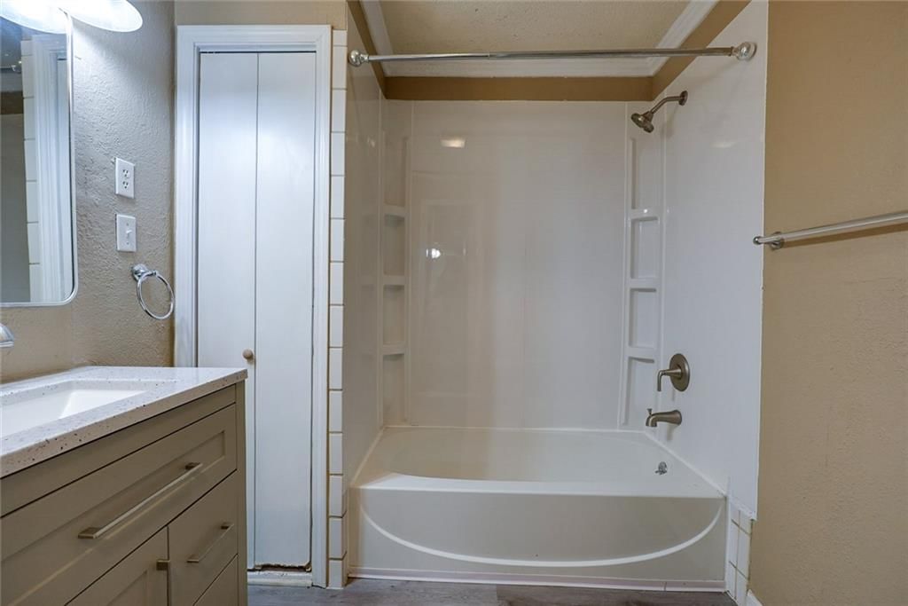 6306 E 152nd Street — photo 14
