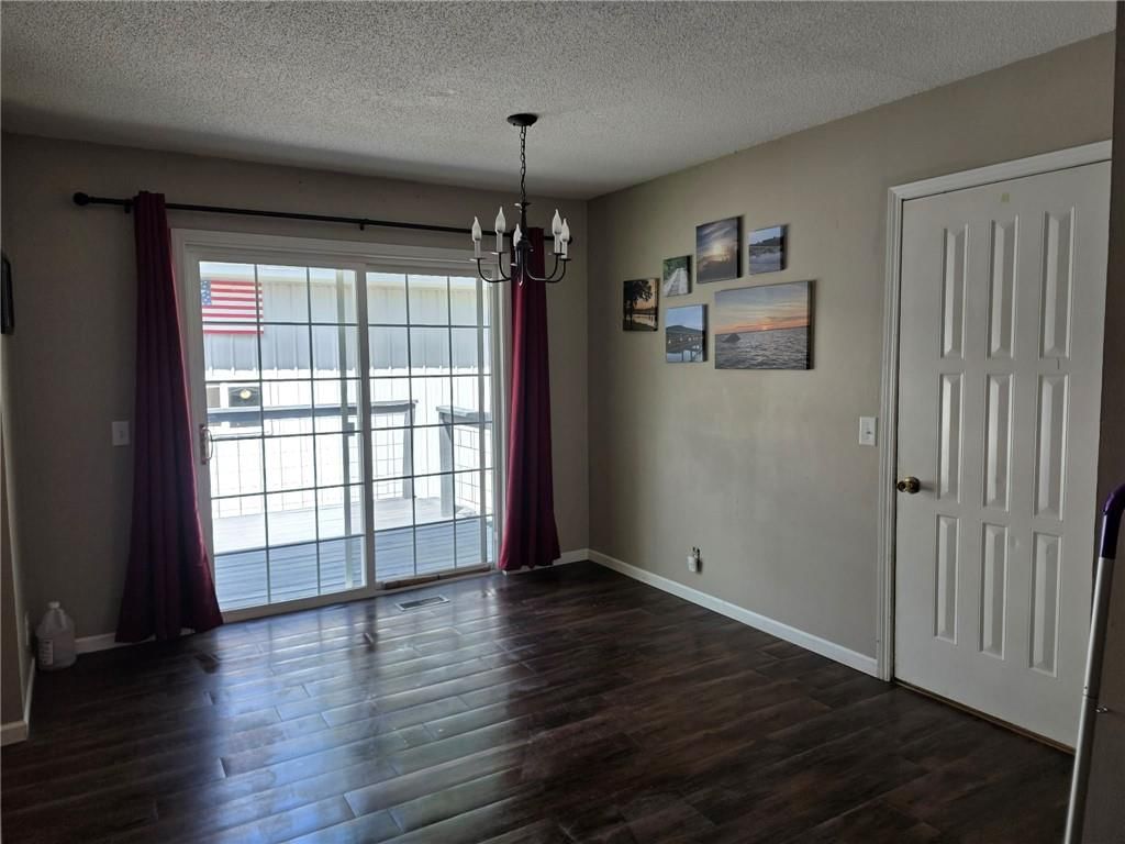 606 S Catalpa Street — photo 14
