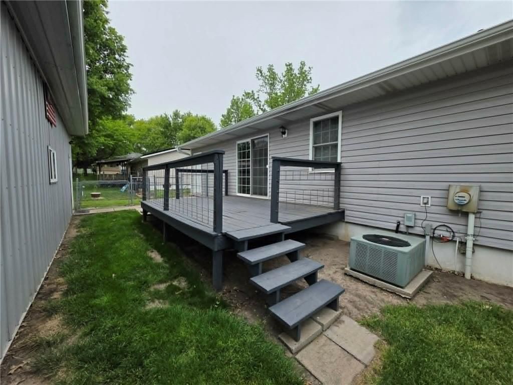 606 S Catalpa Street — photo 25