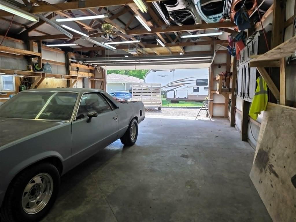 606 S Catalpa Street — photo 29