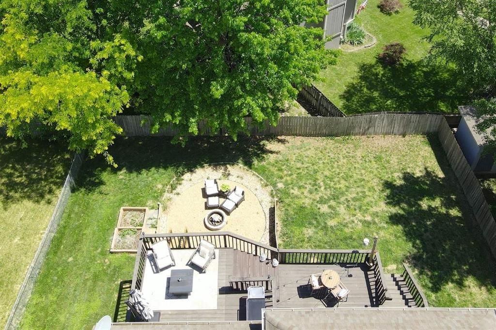 8505 N Mcdonald Avenue — photo 10