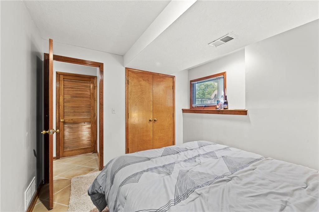 1604 SW Jeffrey Court — photo 25