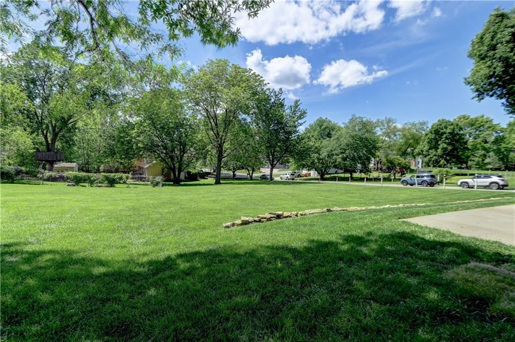 13505 W 78th Street — photo 10