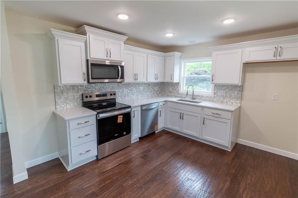 5201 Pickett Road — photo 10