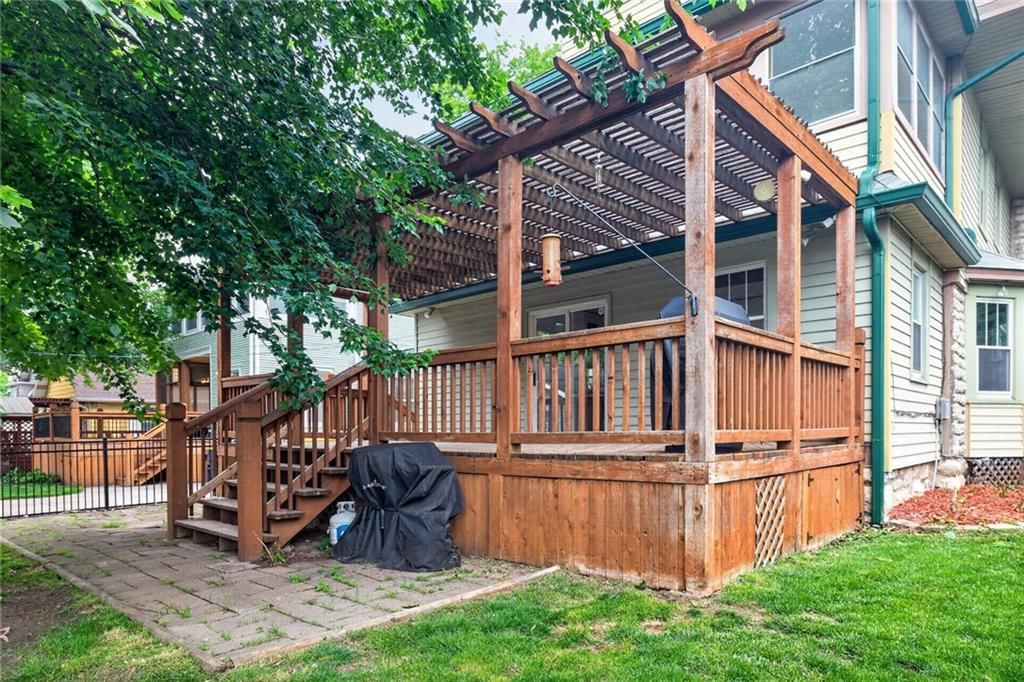 907 W 32nd Street — photo 32