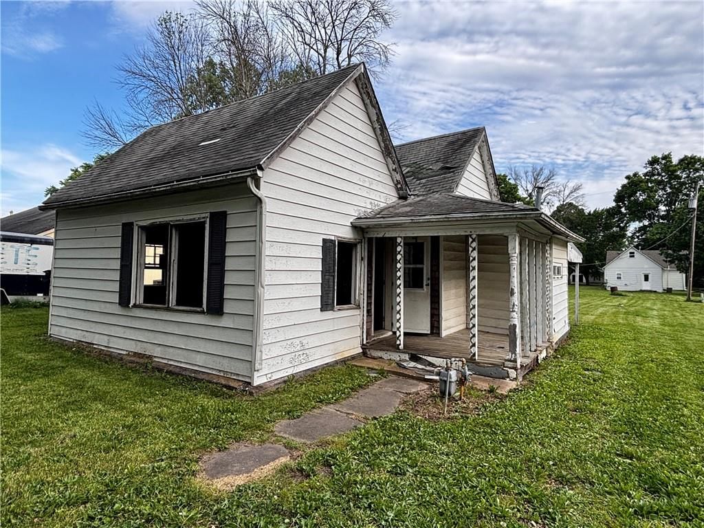 316 E Maple Street — photo 3