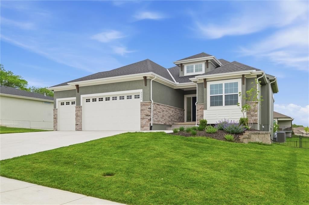 2226 SW Heartland Court — photo 4