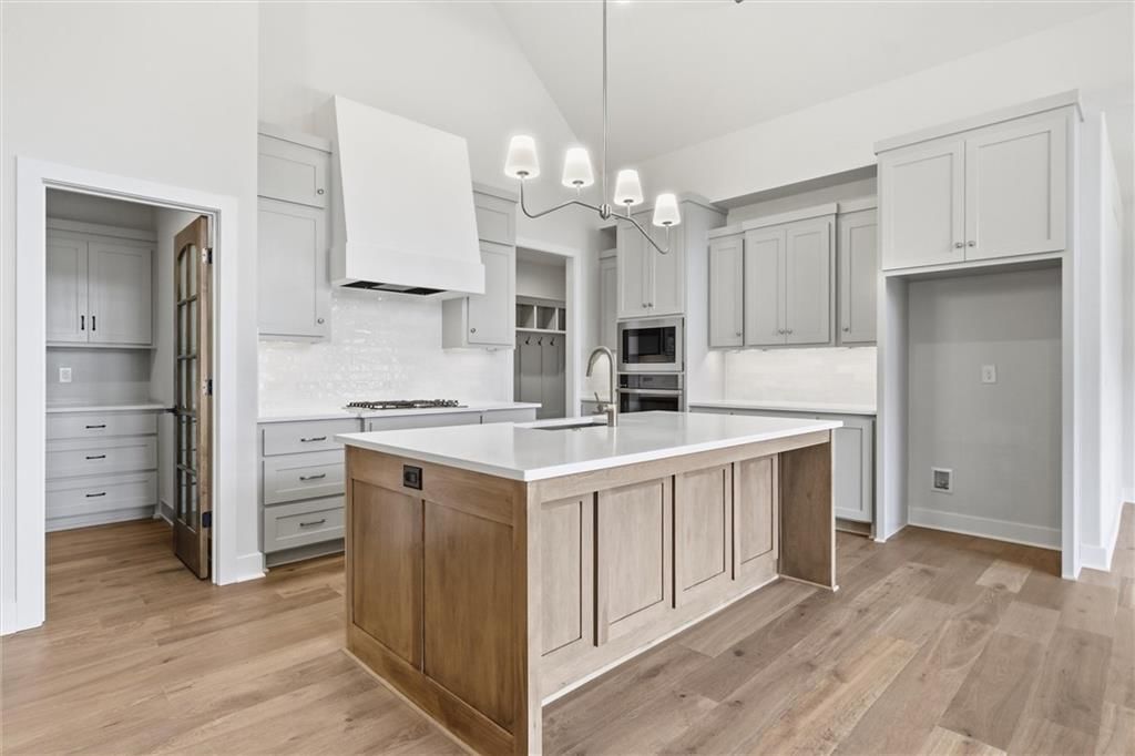 2226 SW Heartland Court — photo 13