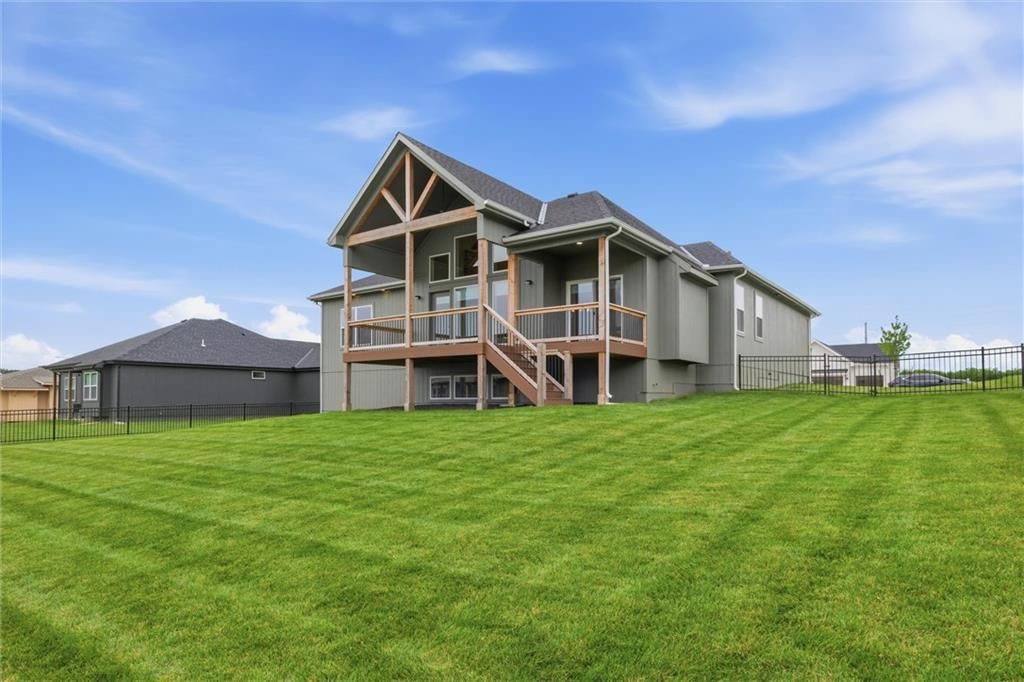 2226 SW Heartland Court — photo 43