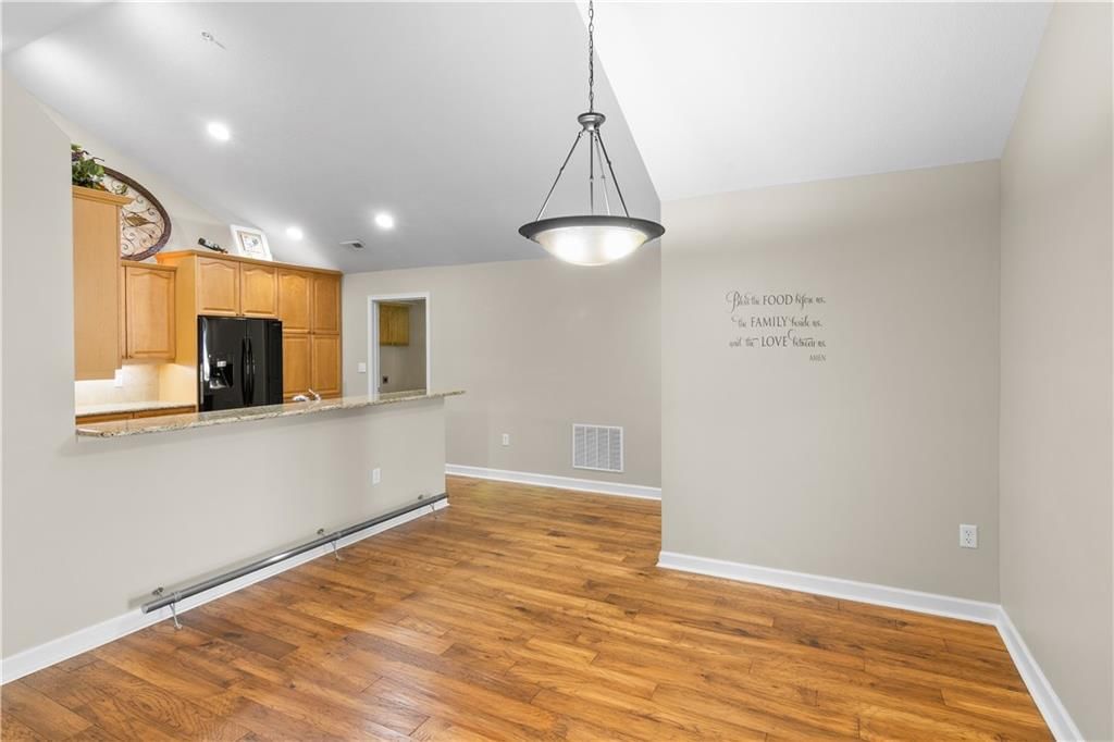 23402 W 71st Terrace — photo 5