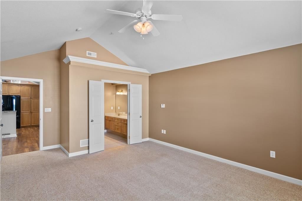 23402 W 71st Terrace — photo 13