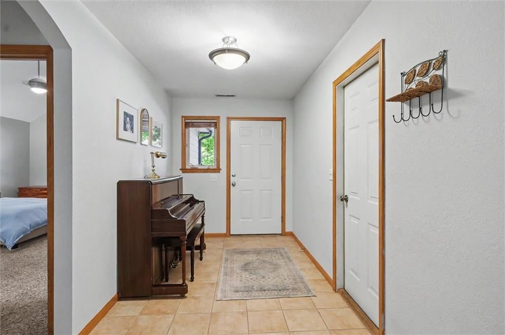 544 Bently Drive — photo 5