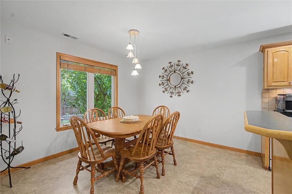 544 Bently Drive — photo 10