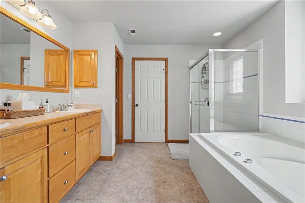 544 Bently Drive — photo 24