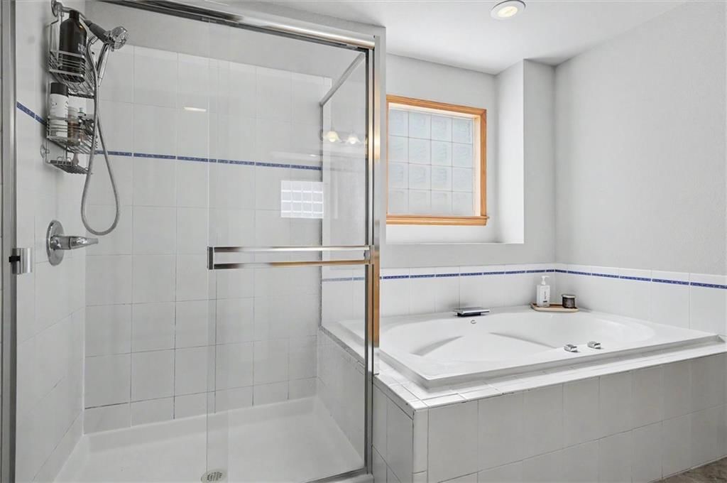 544 Bently Drive — photo 27