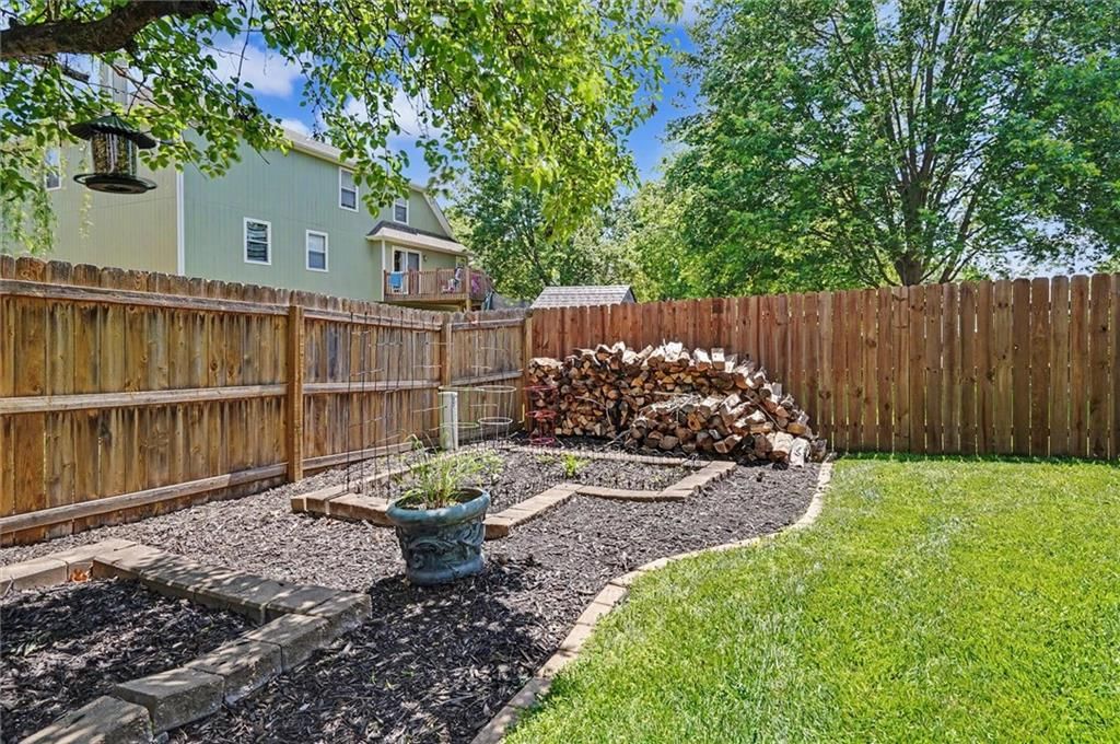 544 Bently Drive — photo 33