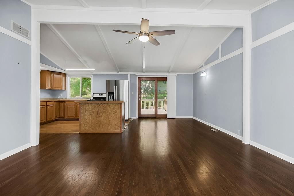 5914 N Euclid Avenue — photo 7