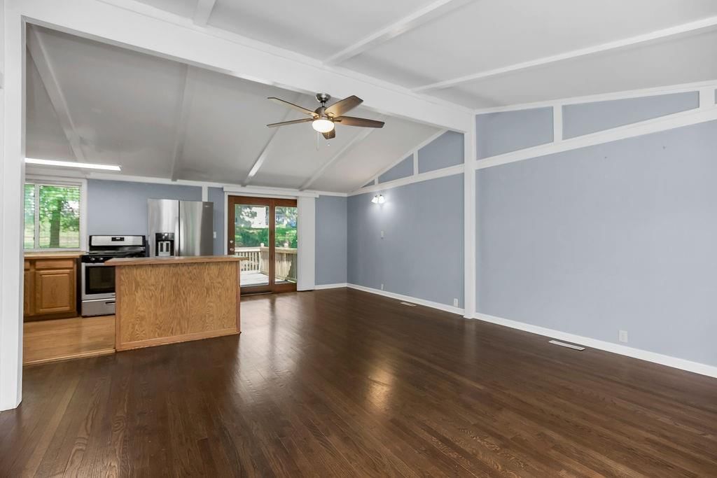 5914 N Euclid Avenue — photo 8