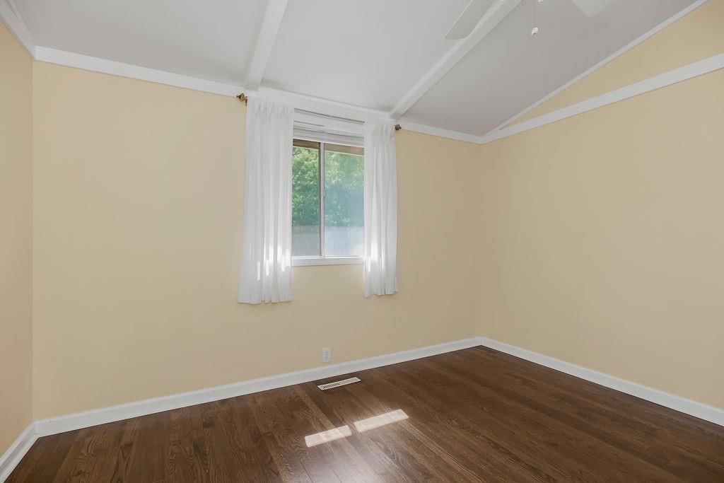 5914 N Euclid Avenue — photo 15