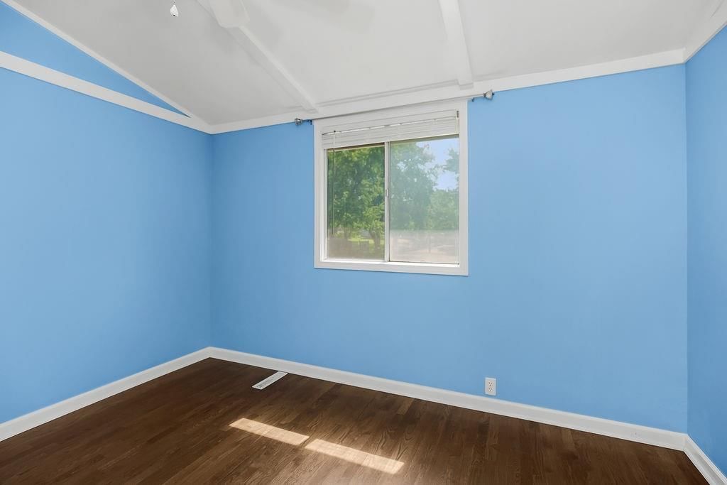 5914 N Euclid Avenue — photo 19