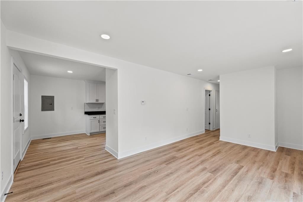 2815 S 24 Street — photo 26