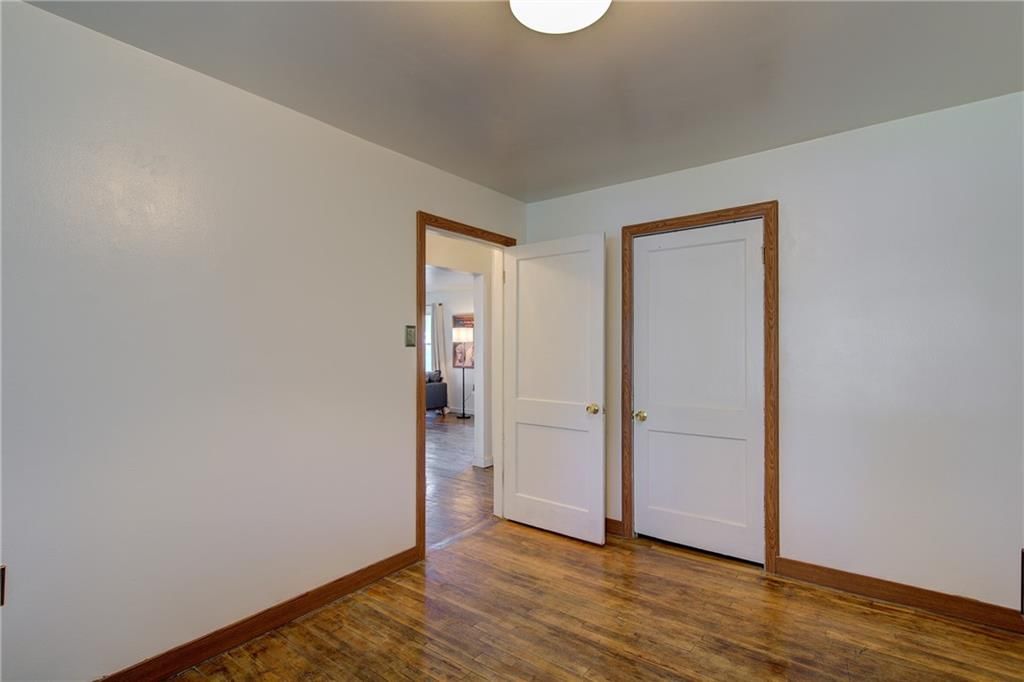 315 E Whittier Street — photo 18