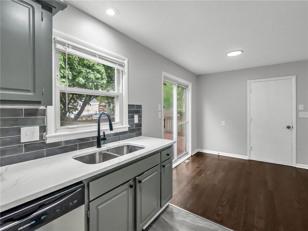 3604 N Pleasant Street — photo 9