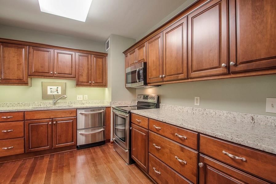 333 W Meyer Boulevard — photo 12