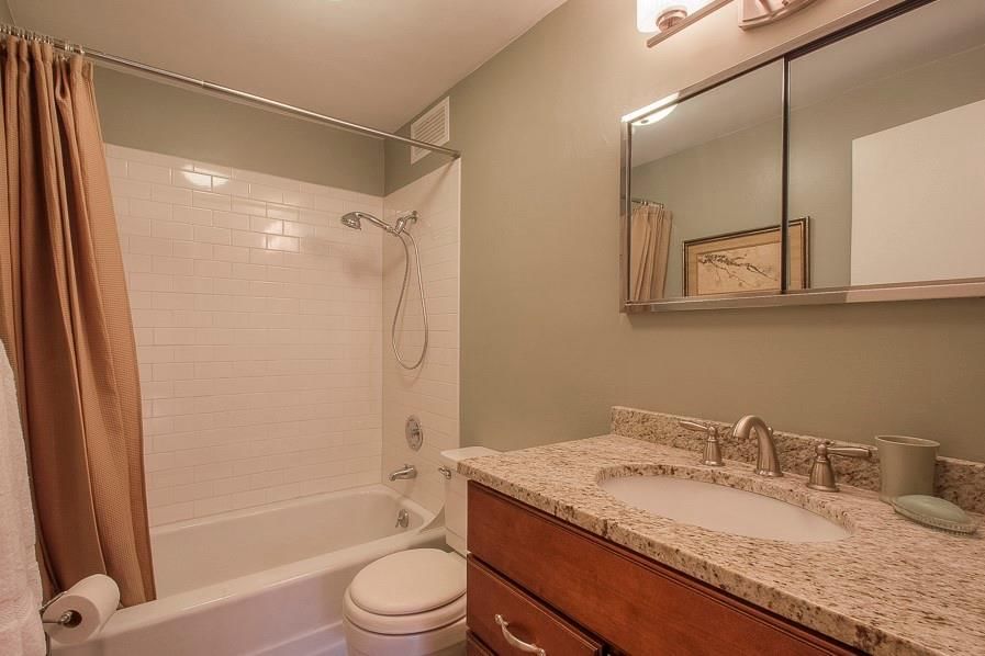 333 W Meyer Boulevard — photo 17