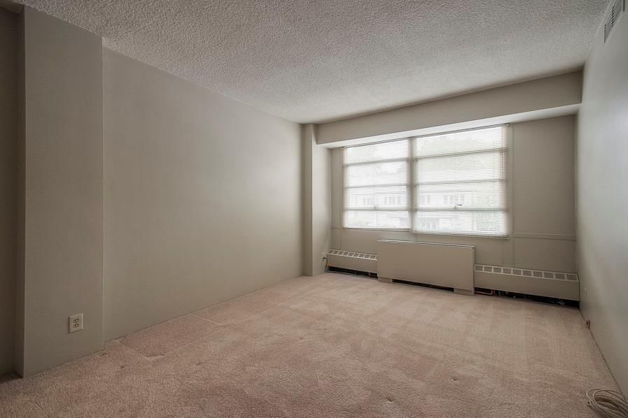 333 W Meyer Boulevard — photo 18