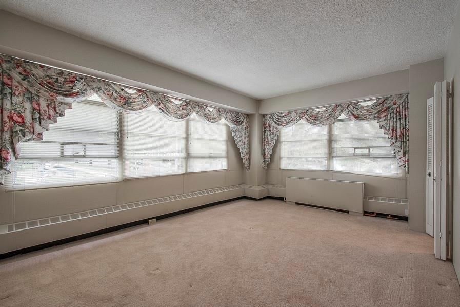 333 W Meyer Boulevard — photo 19