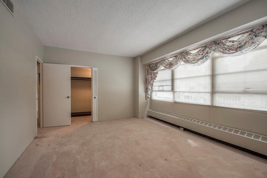 333 W Meyer Boulevard — photo 20