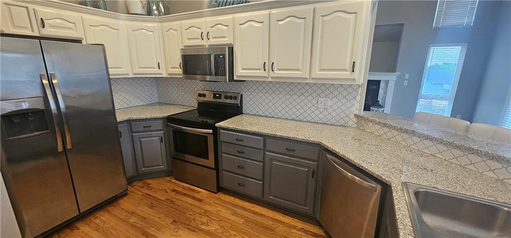 953 NW Birch Court — photo 6