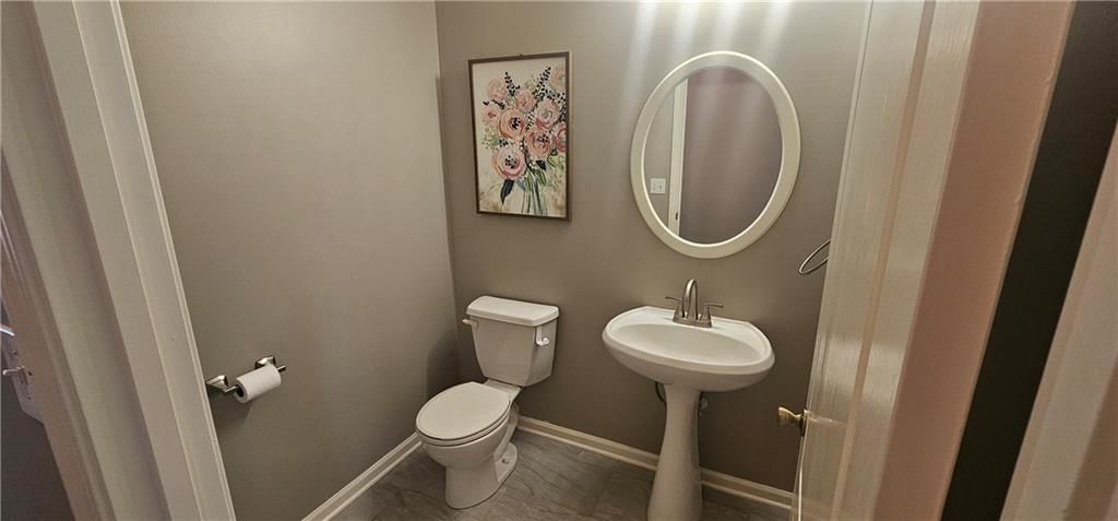 953 NW Birch Court — photo 28