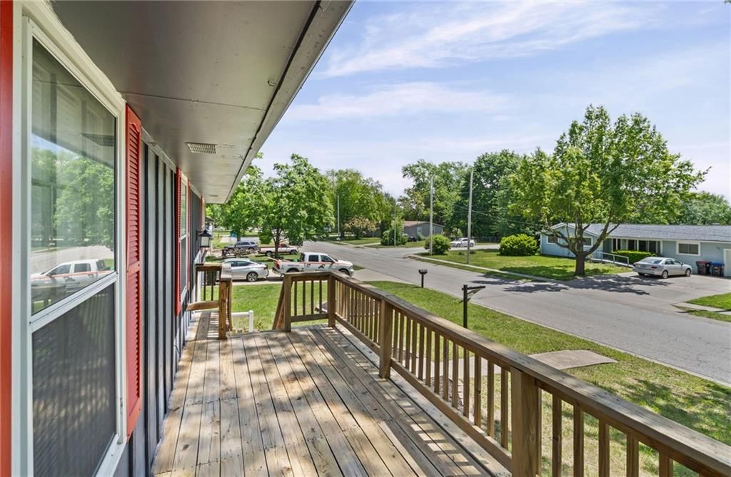 1408 GAMBRELL Street — photo 4