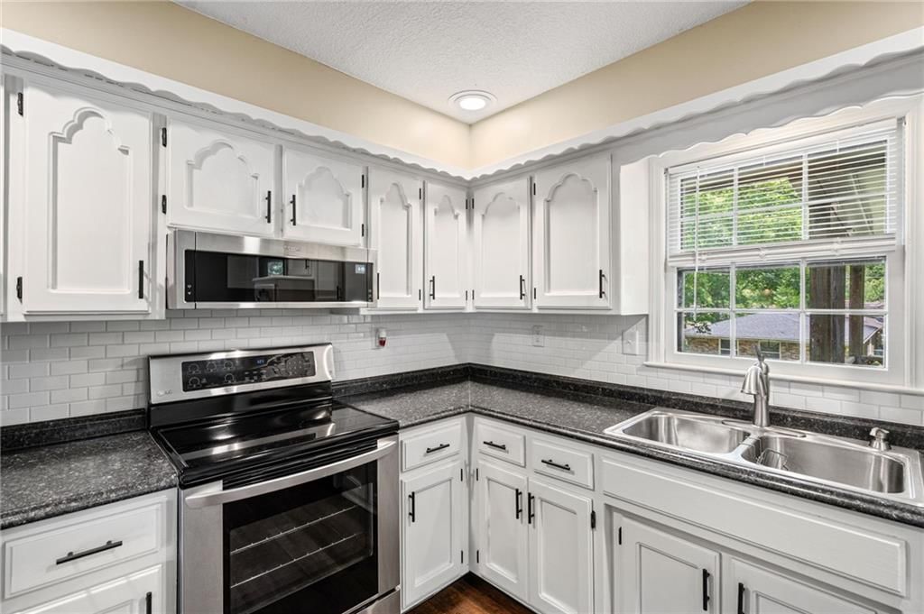 1408 GAMBRELL Street — photo 21