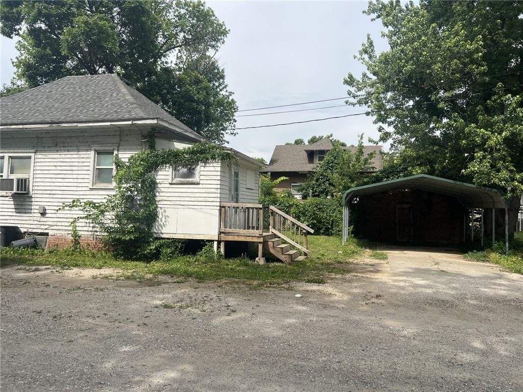 815 Washington Street — photo 3
