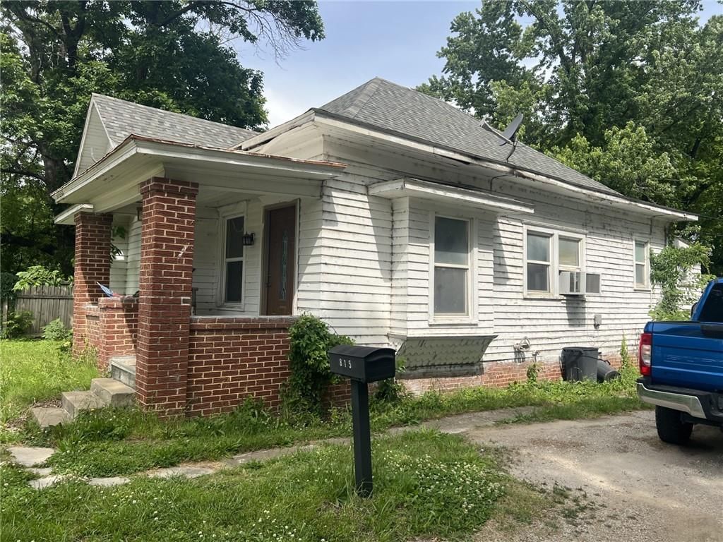 815 Washington Street — photo 4