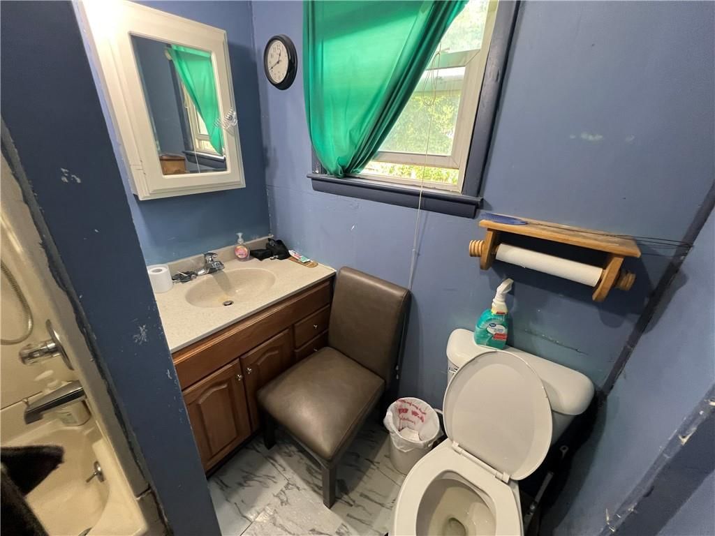 815 Washington Street — photo 14