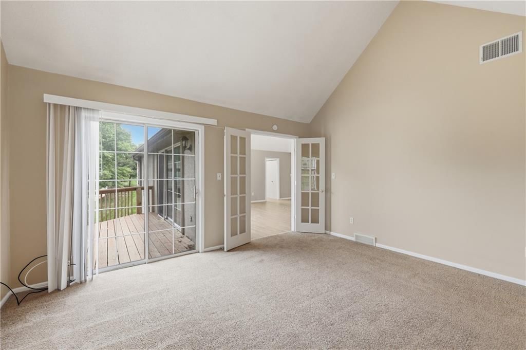 1305 NW Village Drive — photo 15