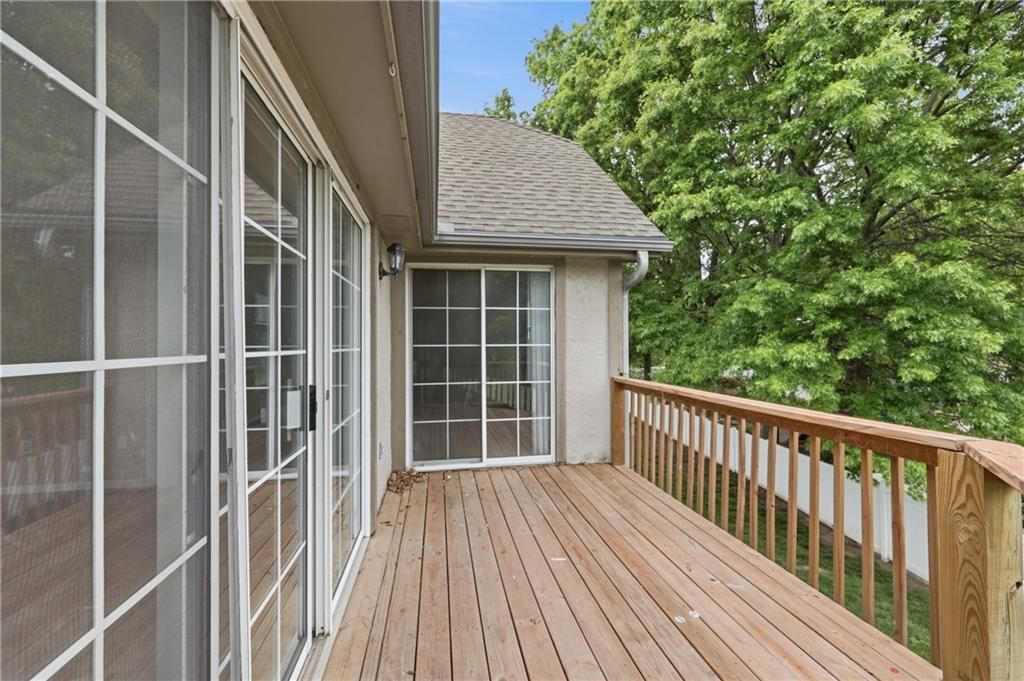 1305 NW Village Drive — photo 22