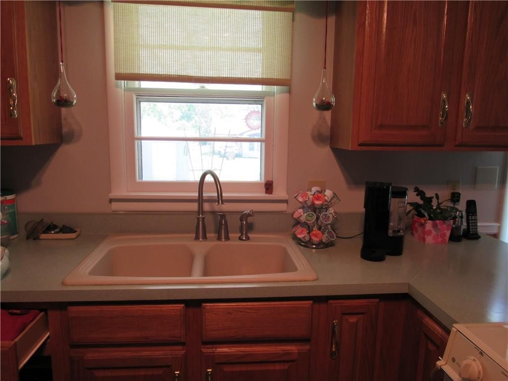 2011 S Harrison Avenue — photo 7