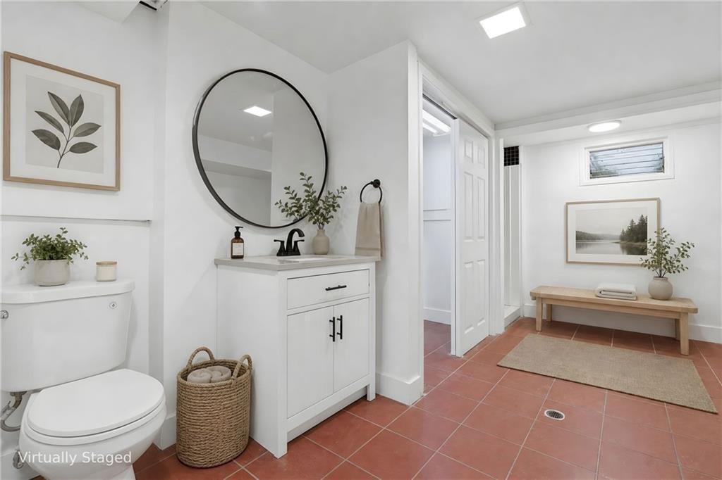 12308 E 42nd Street — photo 10