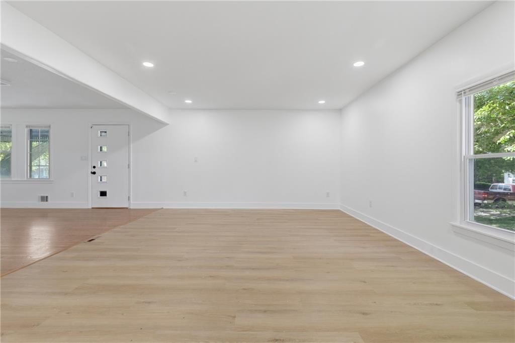 12308 E 42nd Street — photo 21