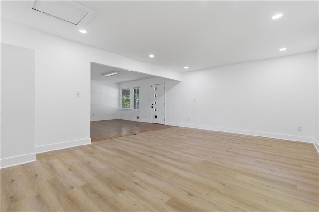 12308 E 42nd Street — photo 24